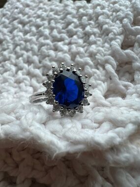 Royal Blue Halo Solitaire Ring with CZ Accents - signed 925 - size 7